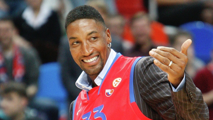 Шестикратный чемпион НБА Пиппен выставил на аукцион памятные вещи