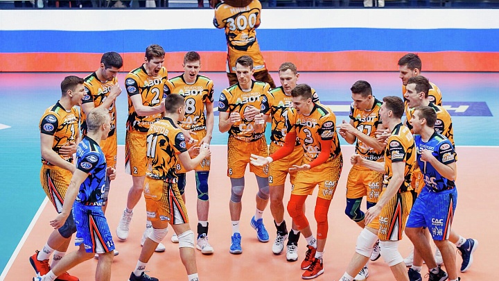 "Кузбасс" прервал серию поражений в чемпионате России после смены тренера